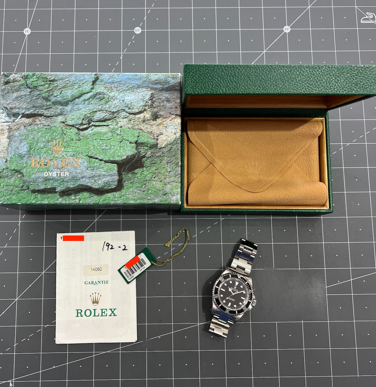 Rolex Submariner 14060 Thumbnail 6