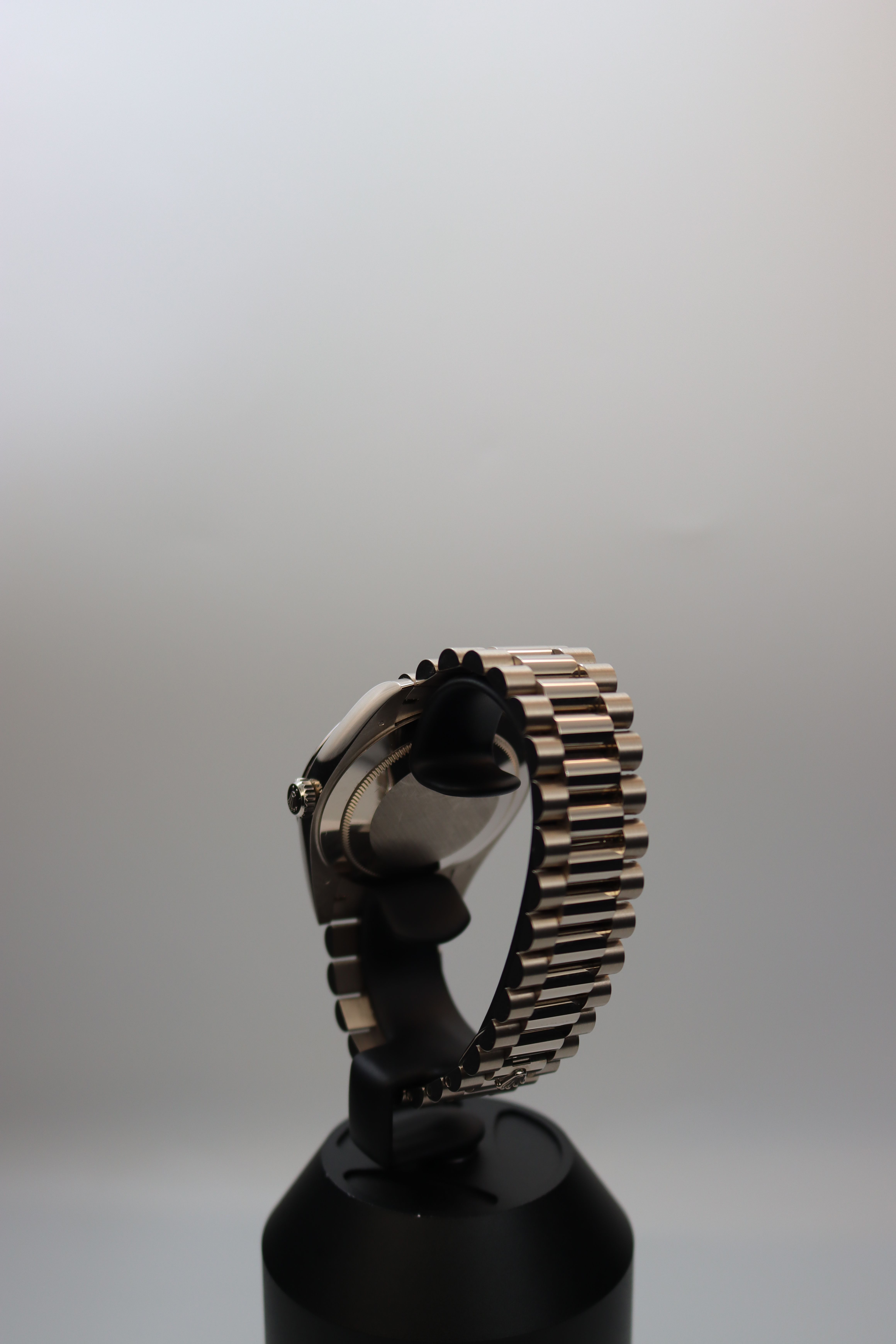 Rolex Day-Date 40 228239 Thumbnail 3