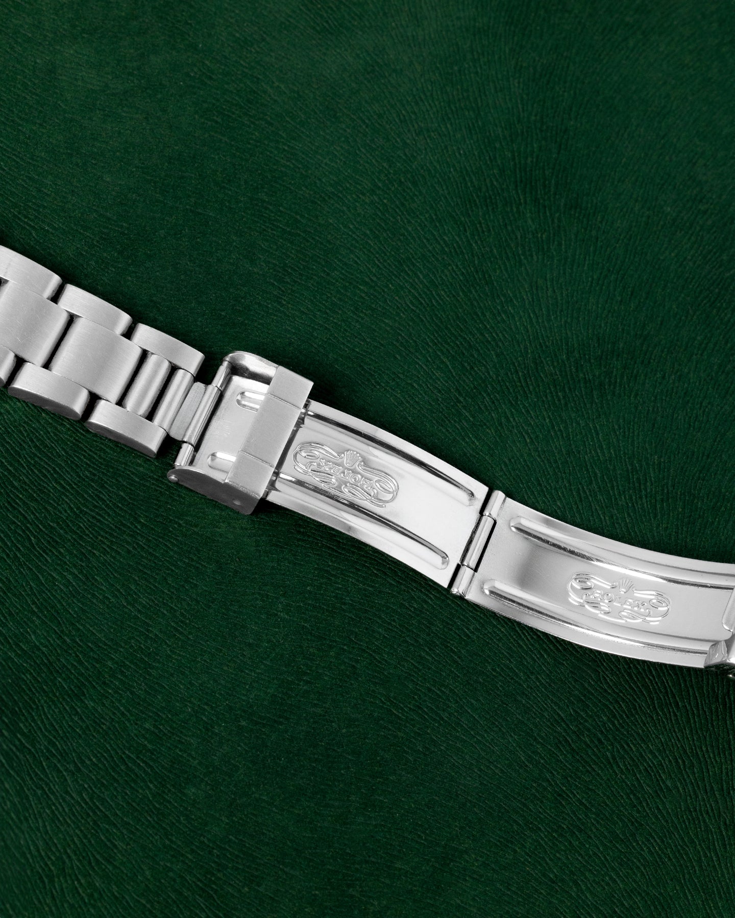 Rolex Explorer II 16570 Thumbnail 4