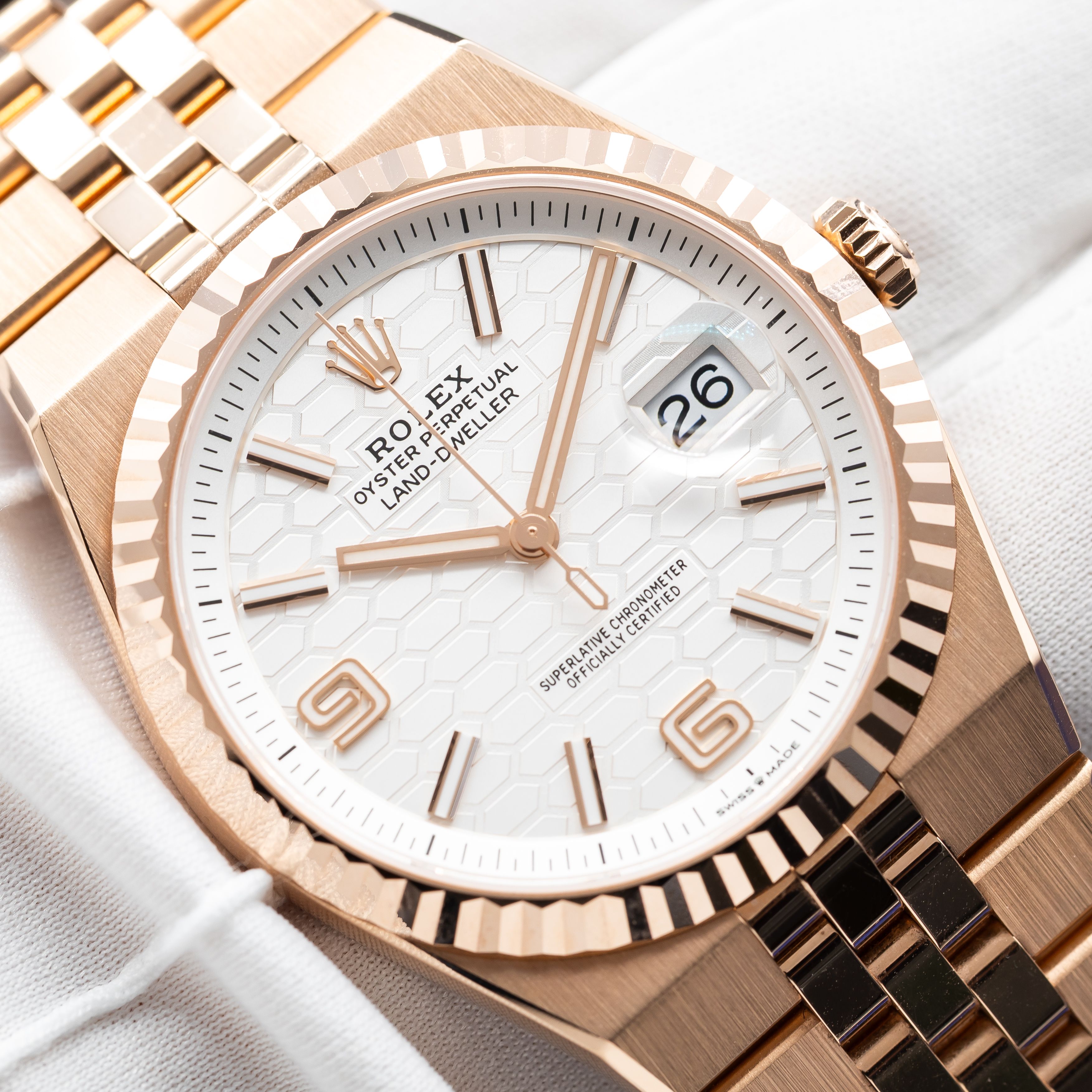 Rolex Land-Dweller 40 127335 Thumbnail 5