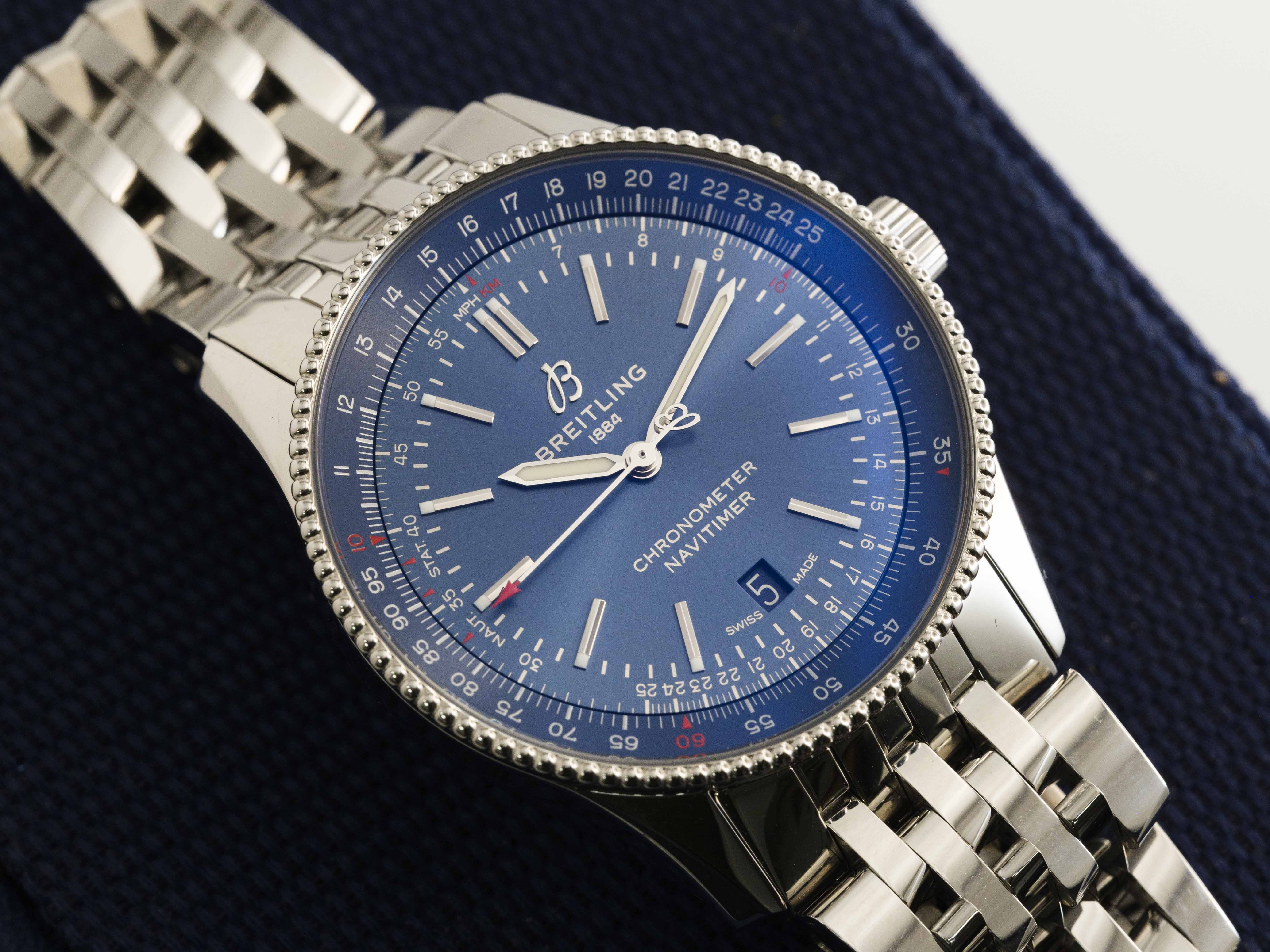 Breitling Navitimer Automatic 41 A17326 Thumbnail 5