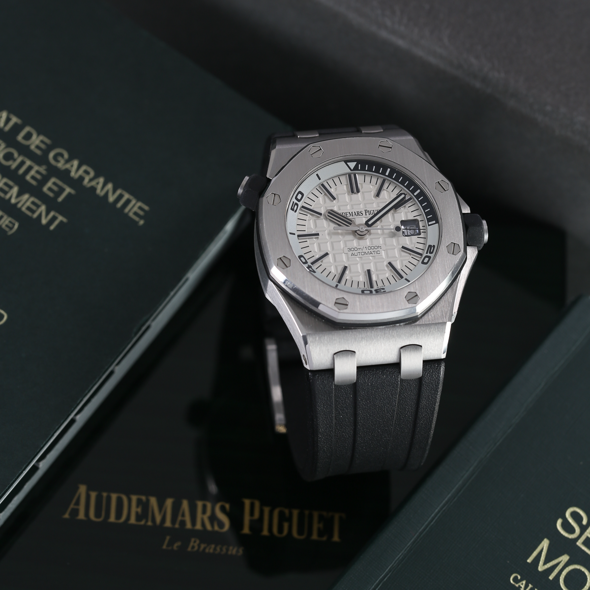 Audemars Piguet Royal Oak Offshore 15710ST.OO.A002CA.02 Thumbnail 6
