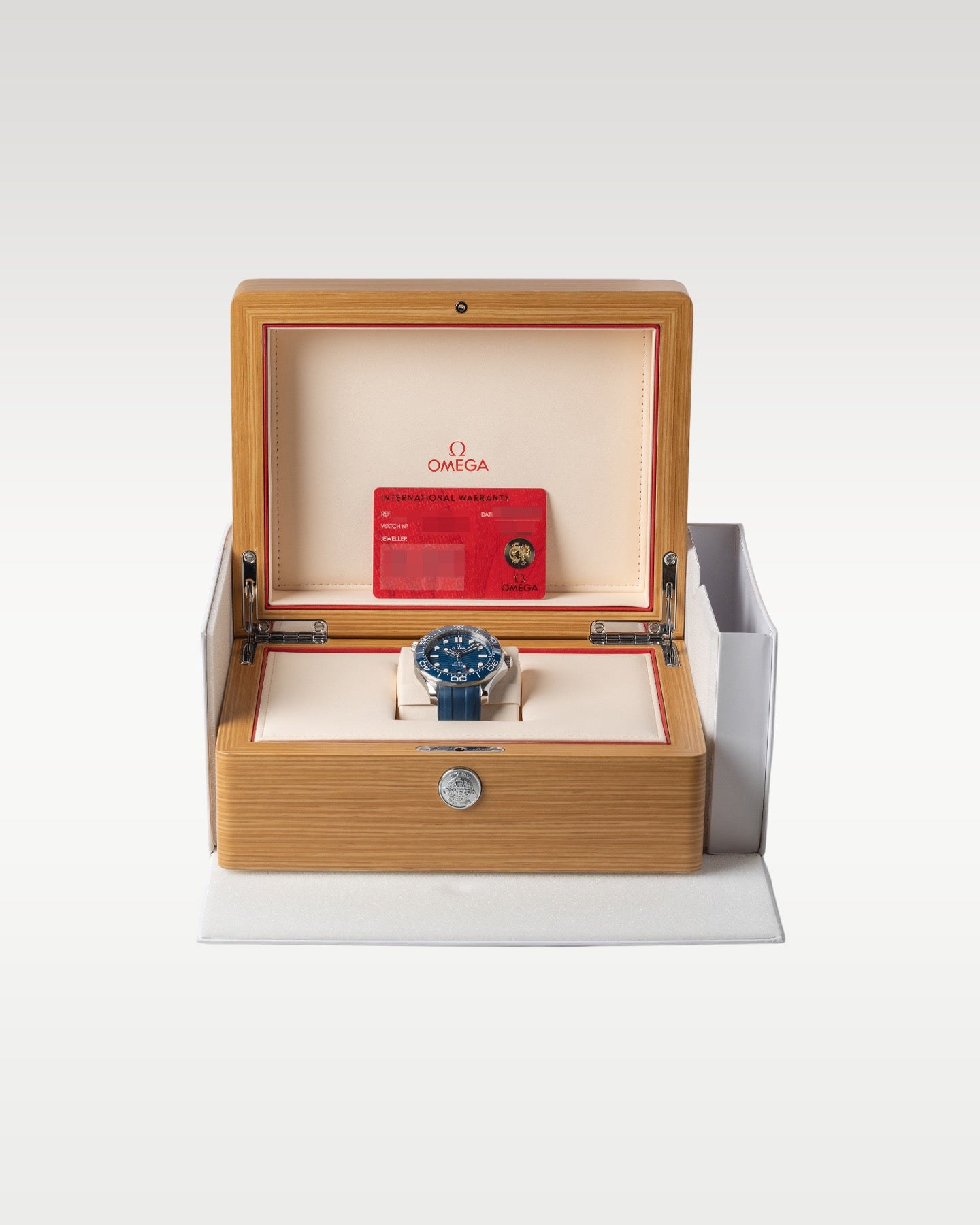 Omega Seamaster Diver 300m 210.32.42.20.03.001 Thumbnail 5