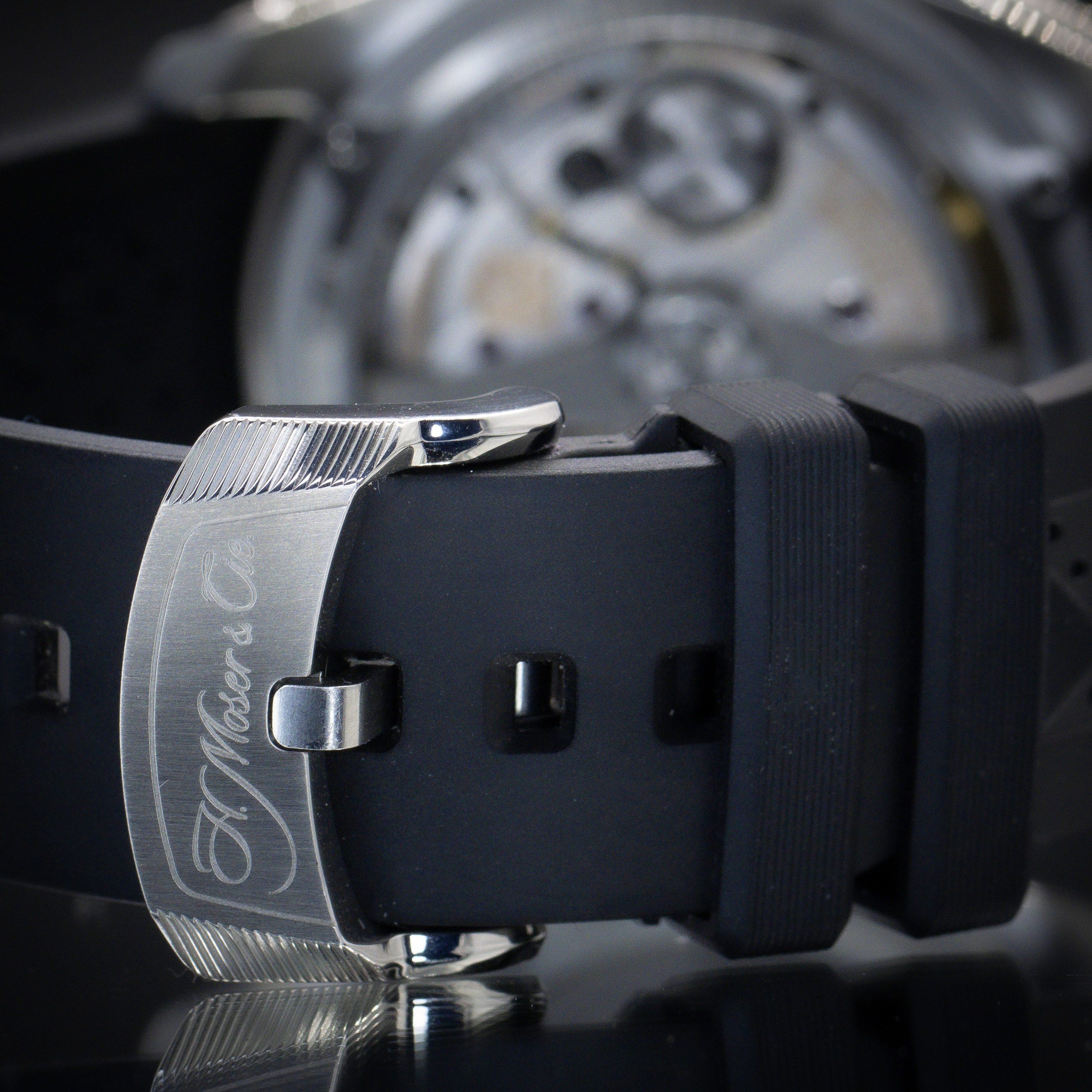 H. Moser and Cie Pioneer 3200-1207 Thumbnail 3
