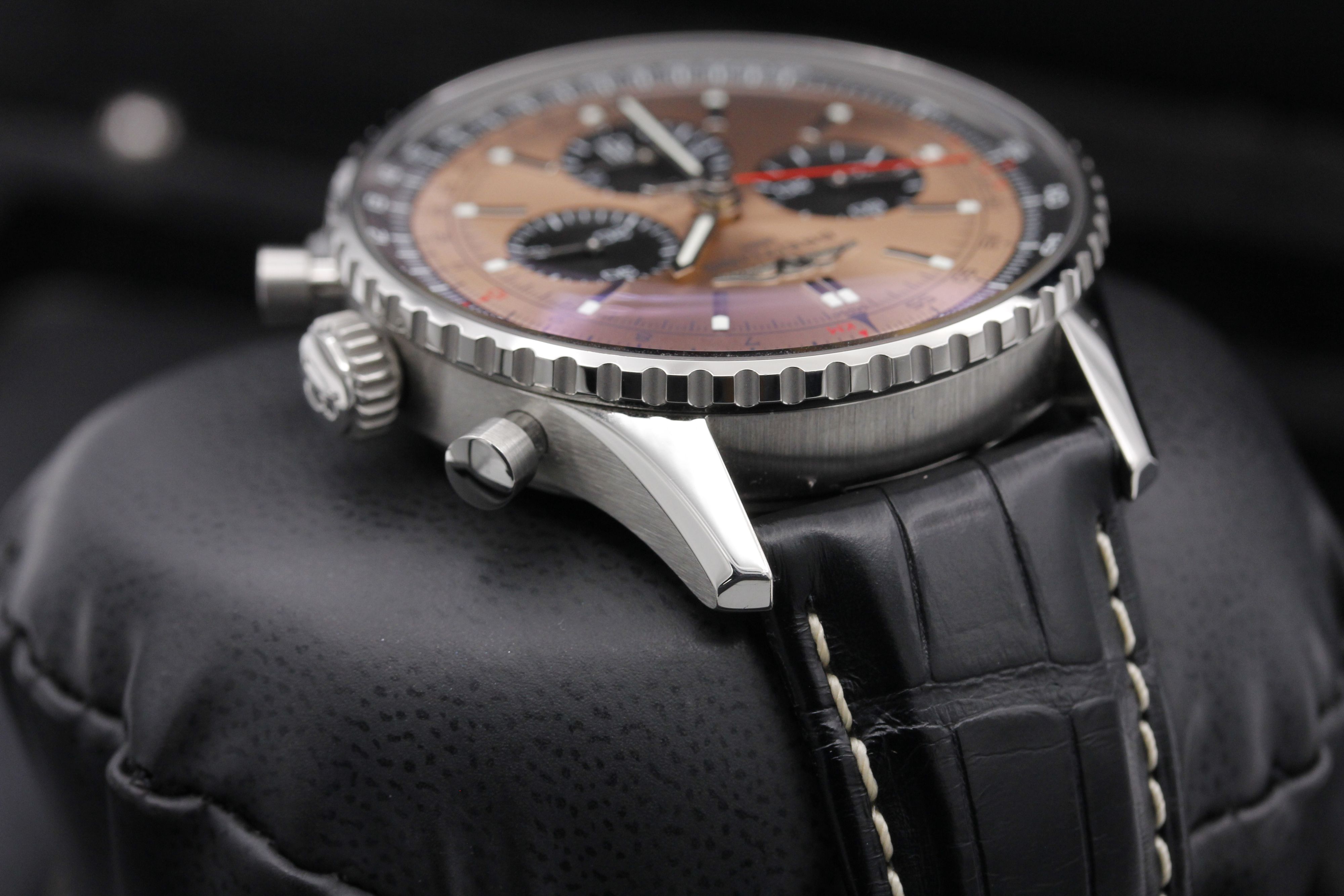 Breitling Navitimer B01 Chronograph 43 AB0138 Thumbnail 4