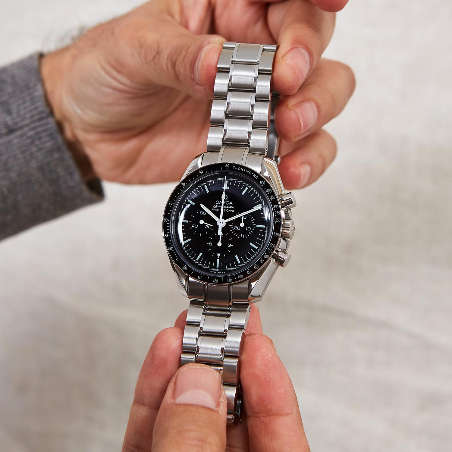 Omega Speedmaster Moonwatch 311.30.42.30.01.005 Thumbnail 6