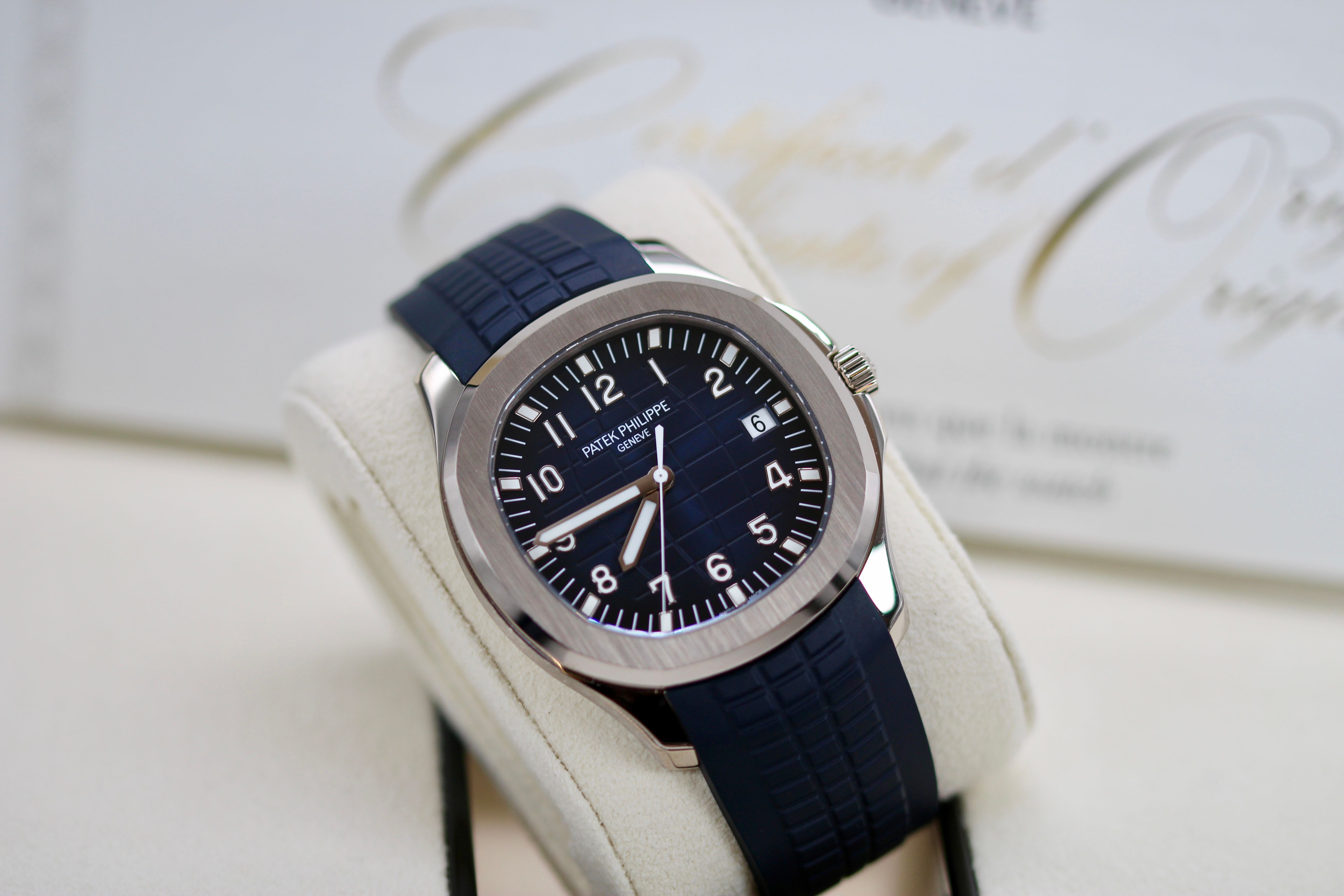 Patek Philippe Aquanaut 5168G-001 Thumbnail 6
