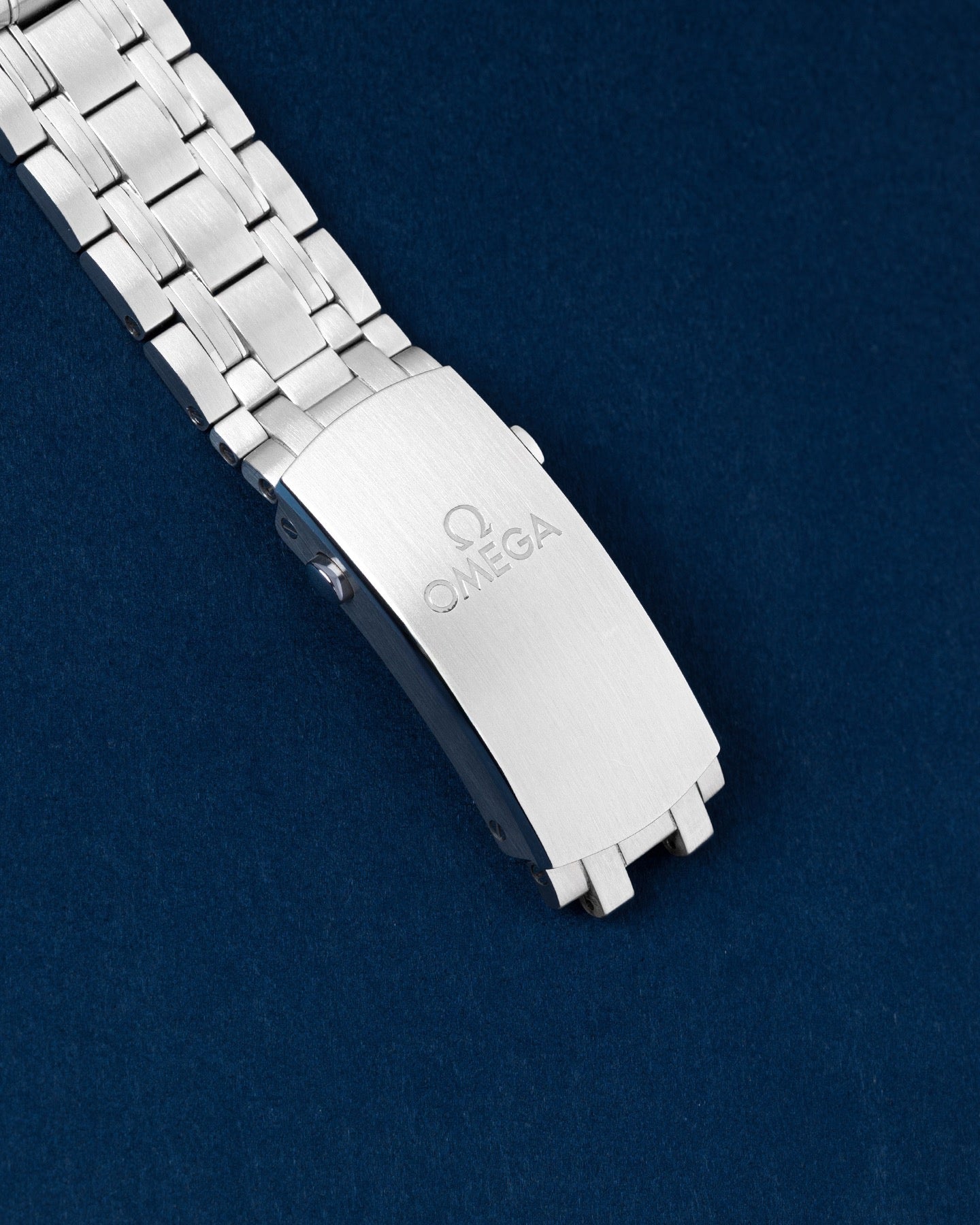 Omega Seamaster Diver 300m 210.30.42.20.01.001 Thumbnail 3