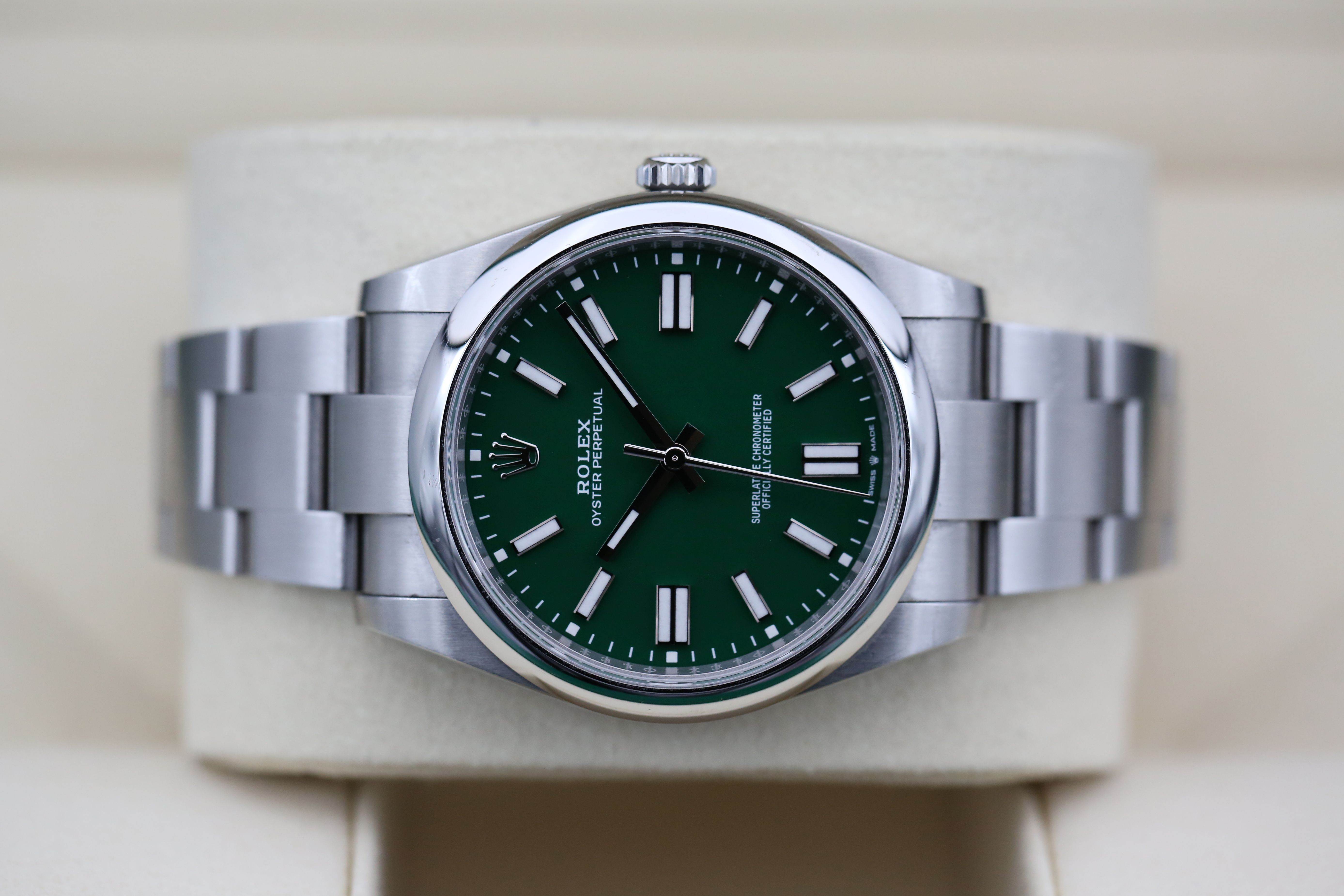 Rolex Oyster Perpetual 41 134300 Thumbnail 5