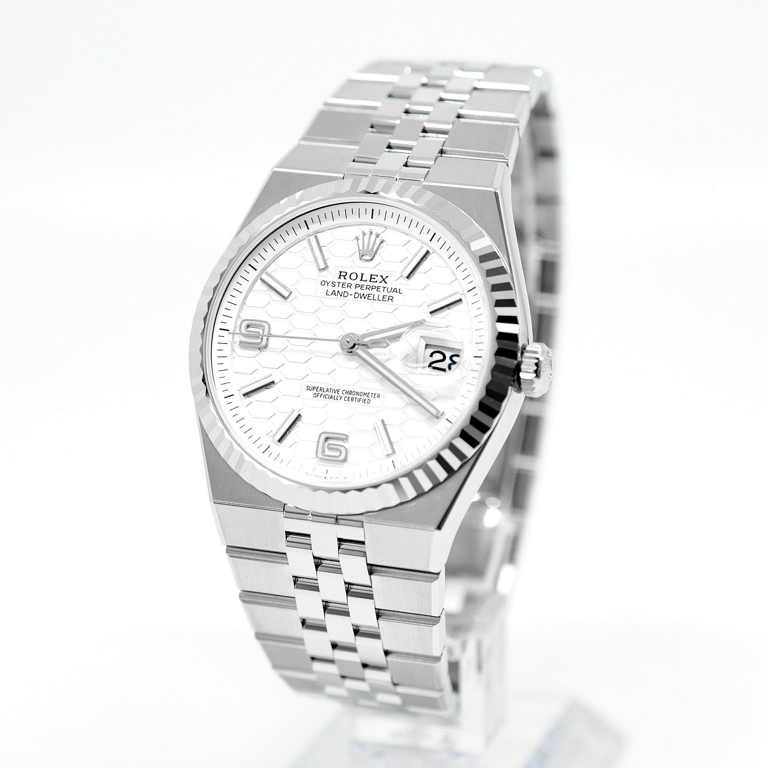 Rolex Land-Dweller 40 127334 Thumbnail 2