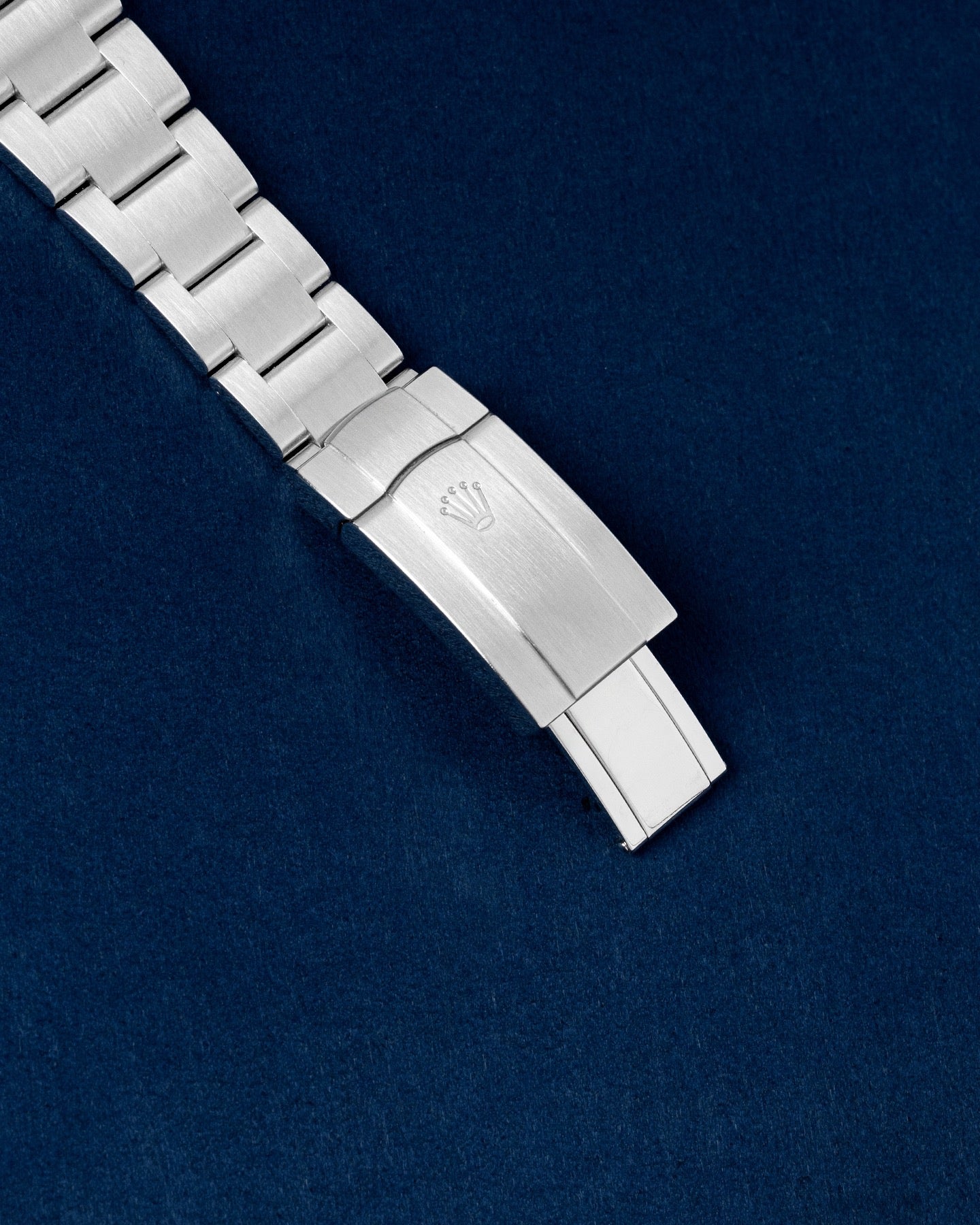 Rolex Oyster Perpetual 126000 Thumbnail 4