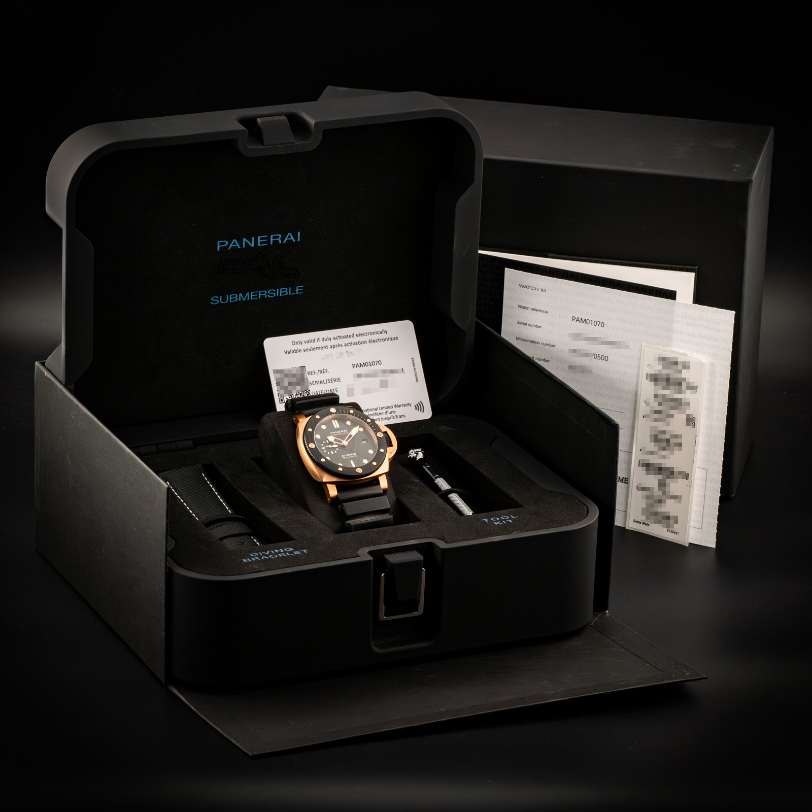 Panerai Submersible QuarantaQuattro PAM01070 Thumbnail 6