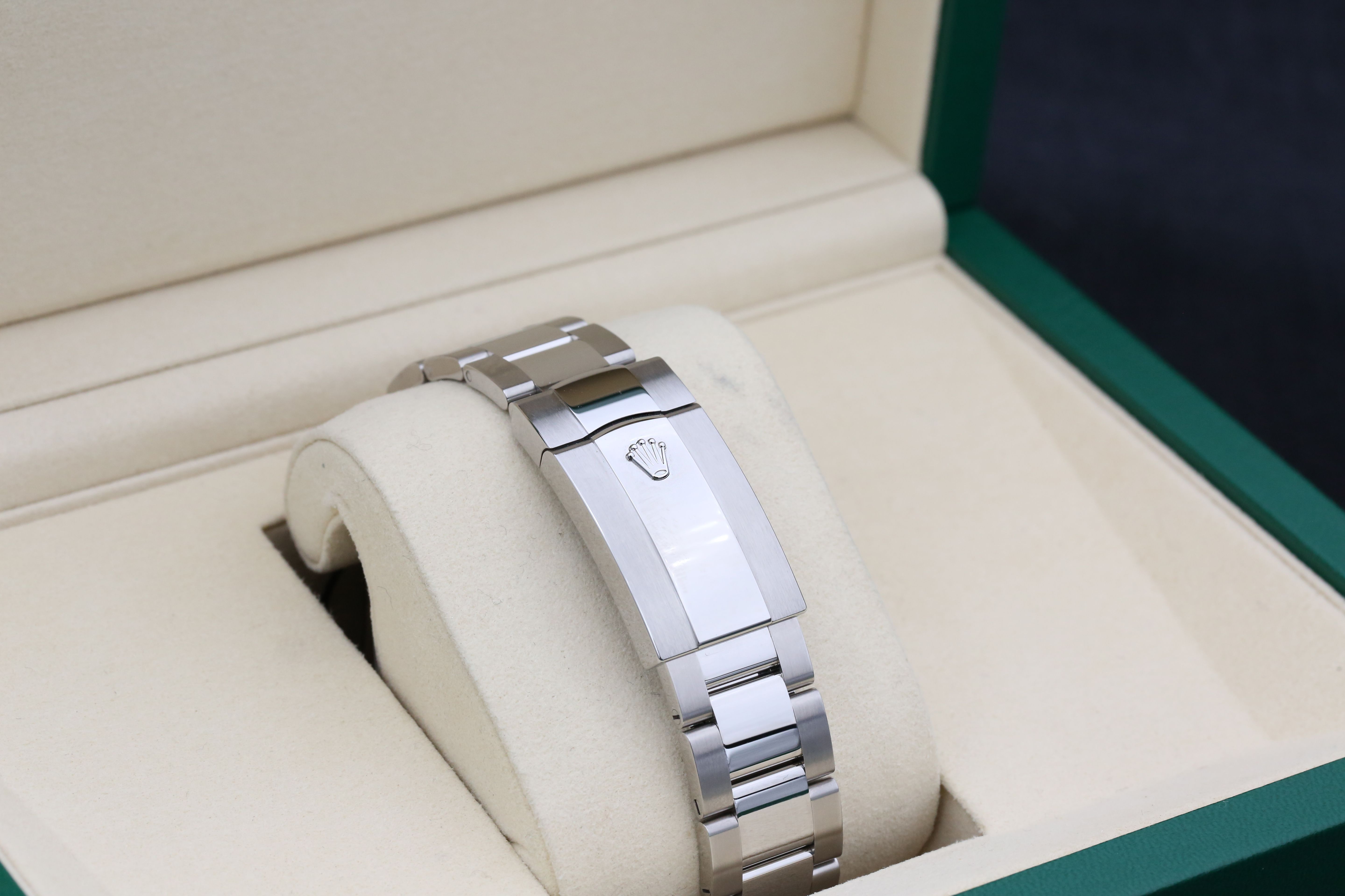 Rolex Sky-Dweller 336934 Thumbnail 3