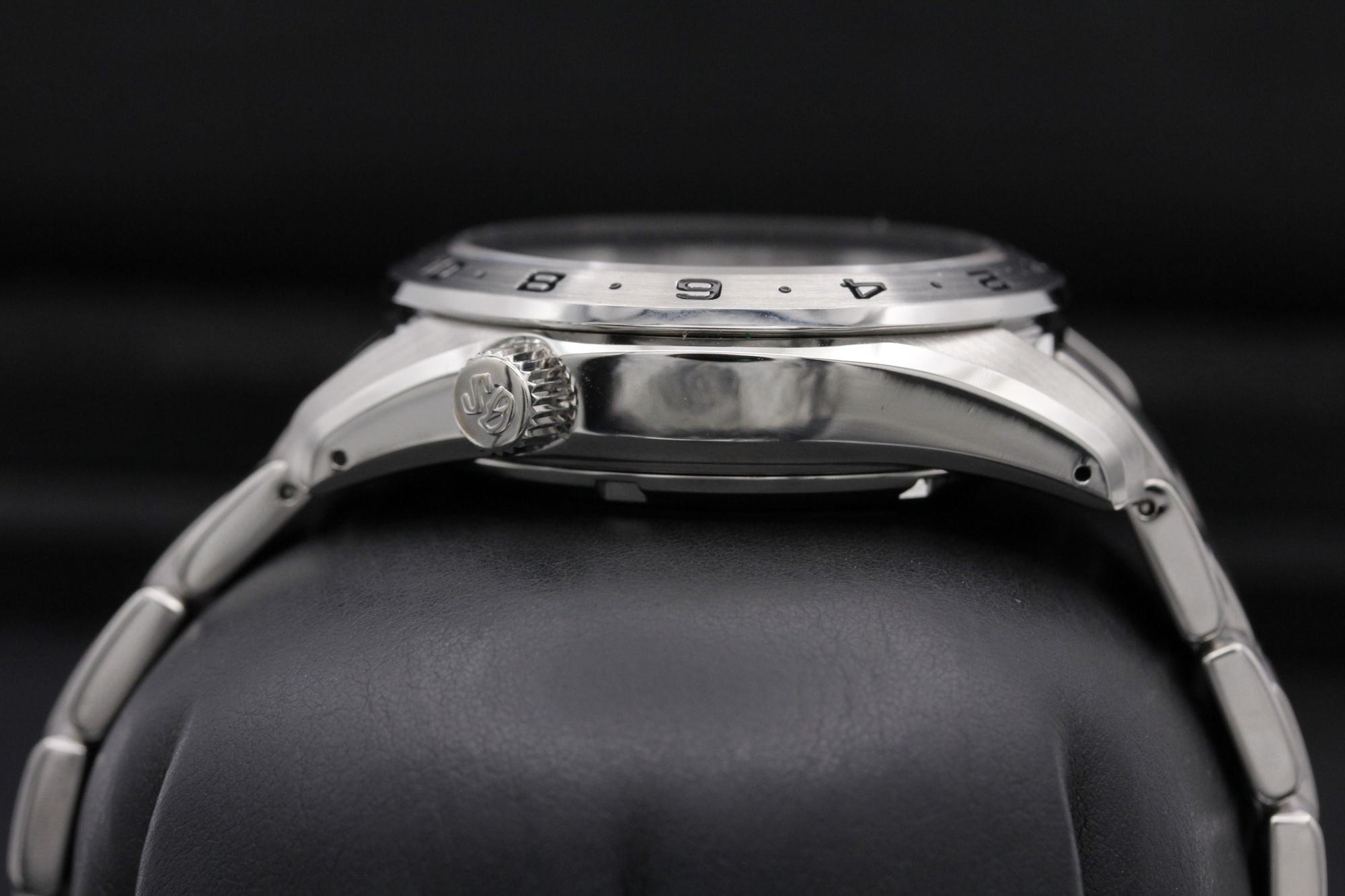 Grand Seiko Sport Collection SBGM247 Thumbnail 3