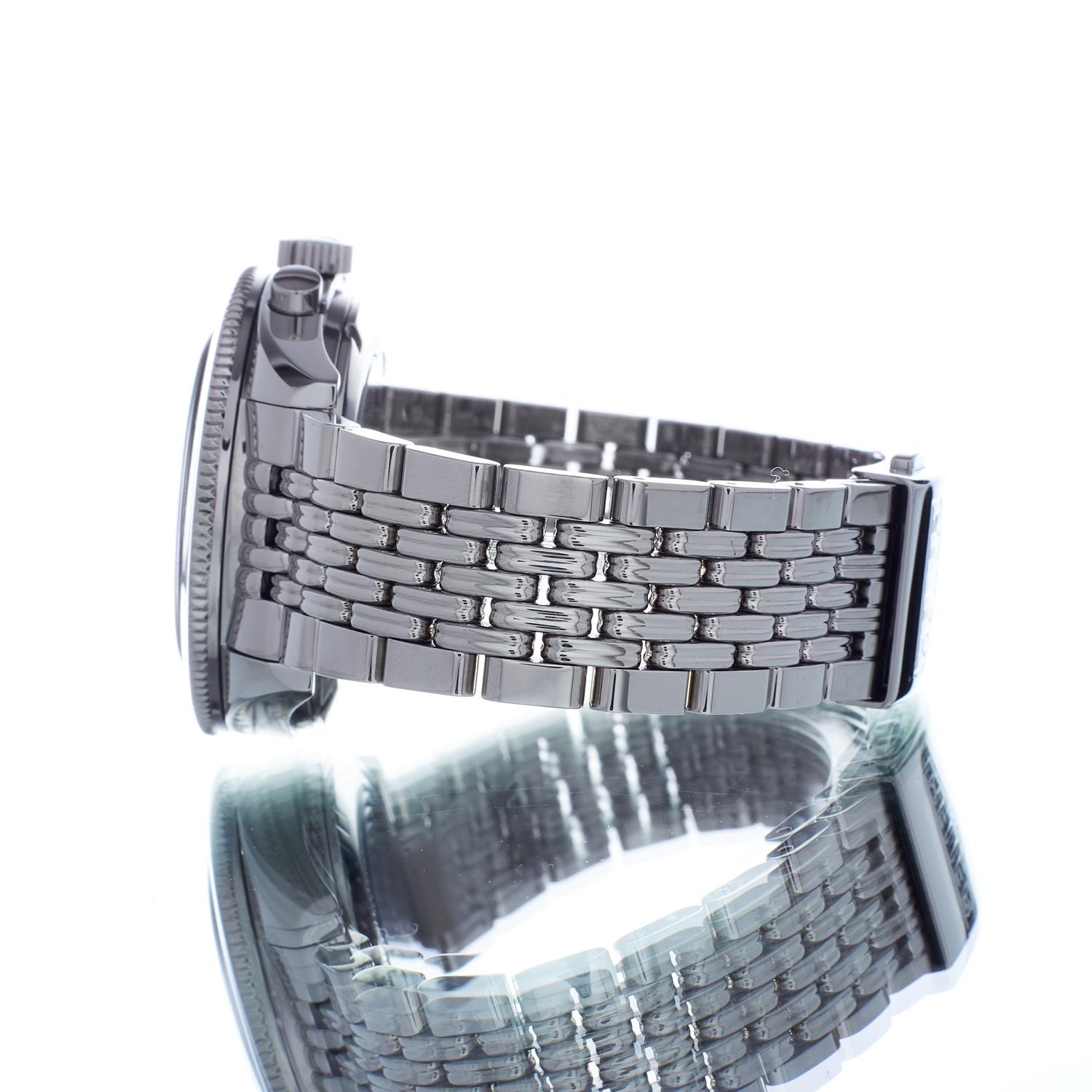 Tag Heuer Autavia CBE2110.BA0687 Thumbnail 2