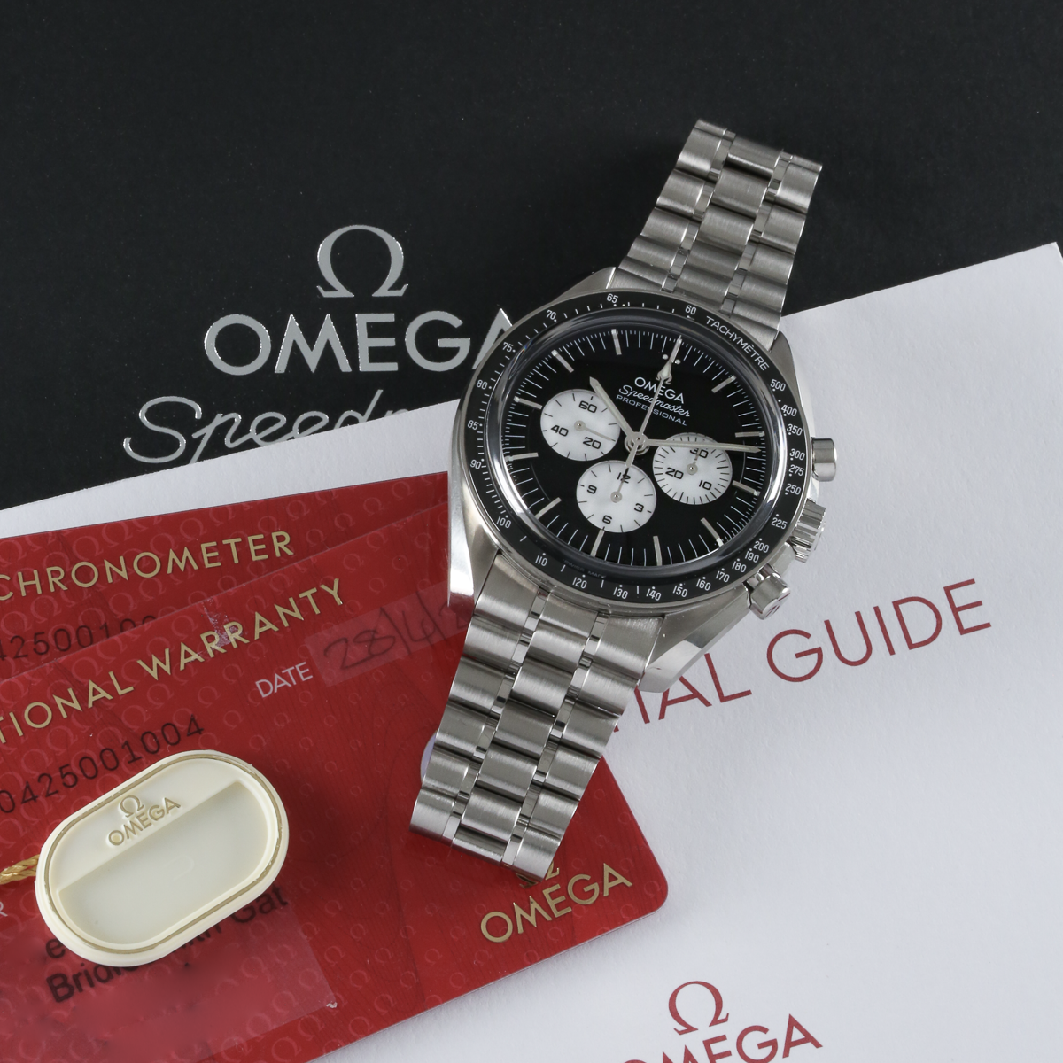 Omega Speedmaster Moonwatch Professional 310.30.42.50.01.004 Thumbnail 6