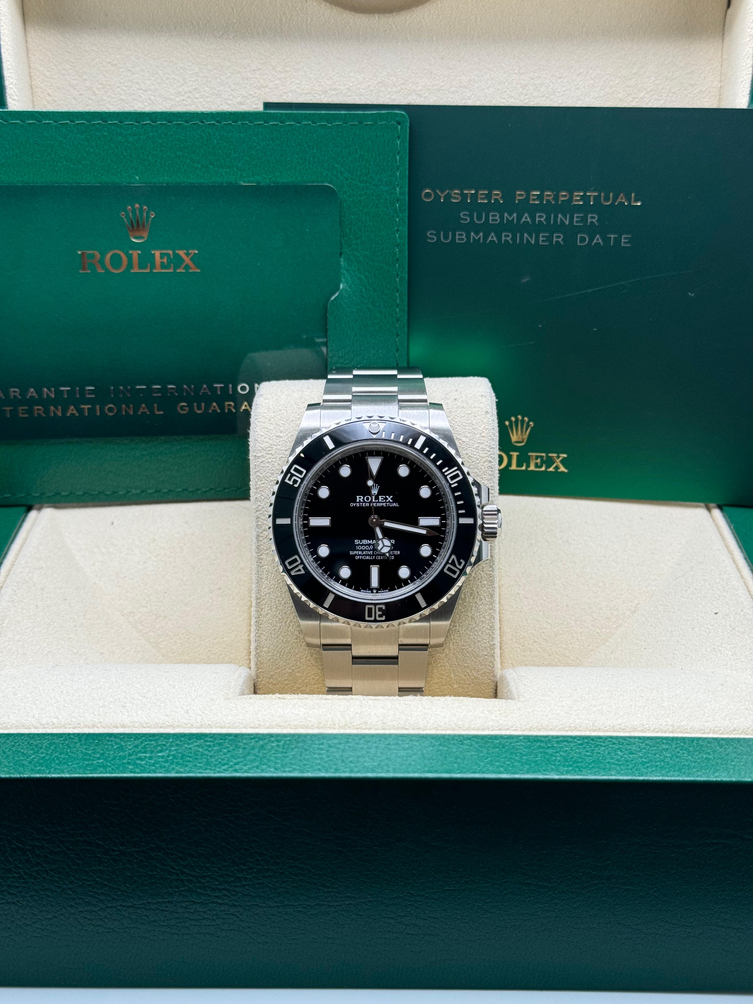 Rolex Submariner 124060 Thumbnail 2