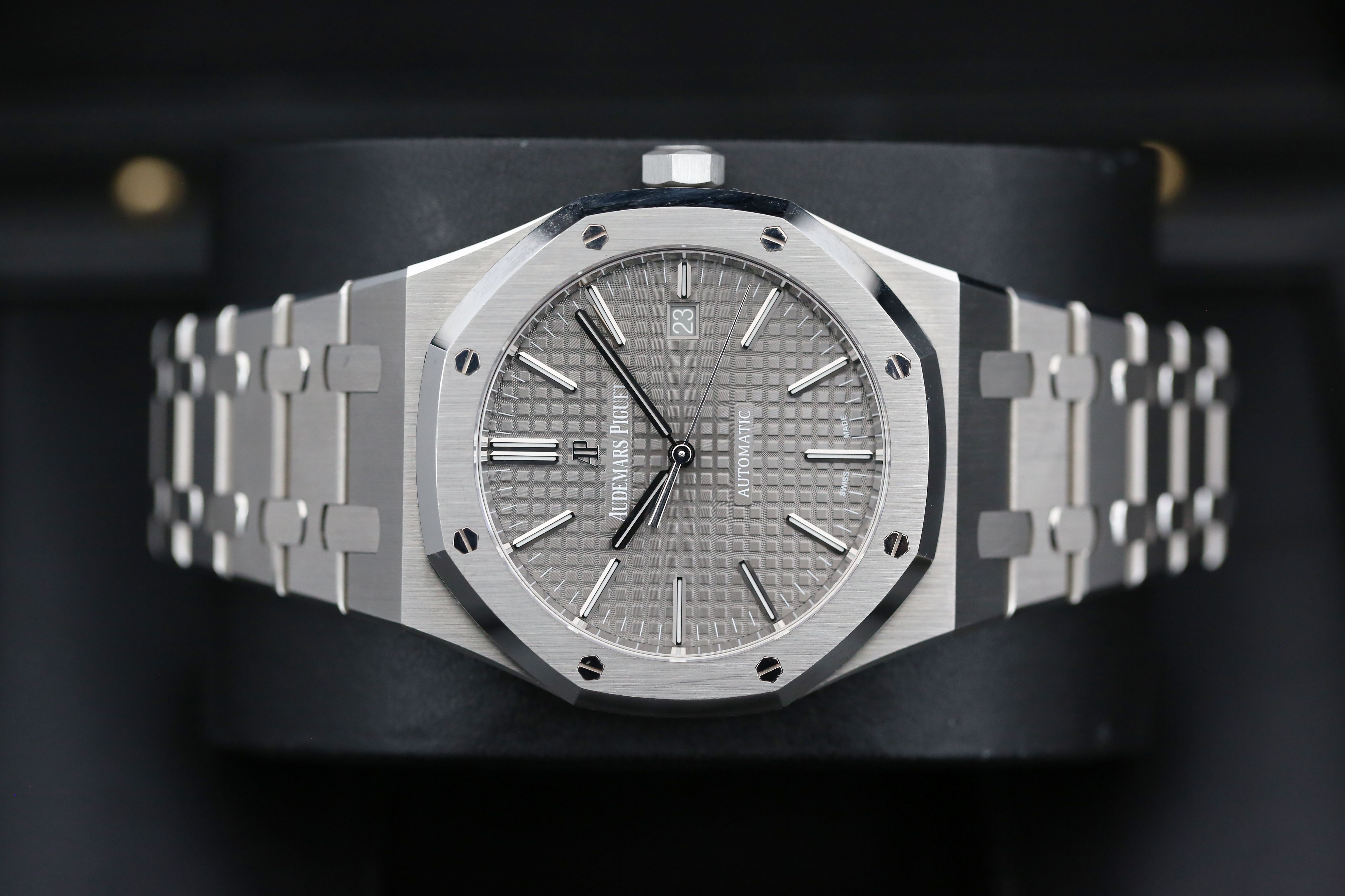 Audemars Piguet Royal Oak 15400ST.OO.1220ST.04 Thumbnail 5
