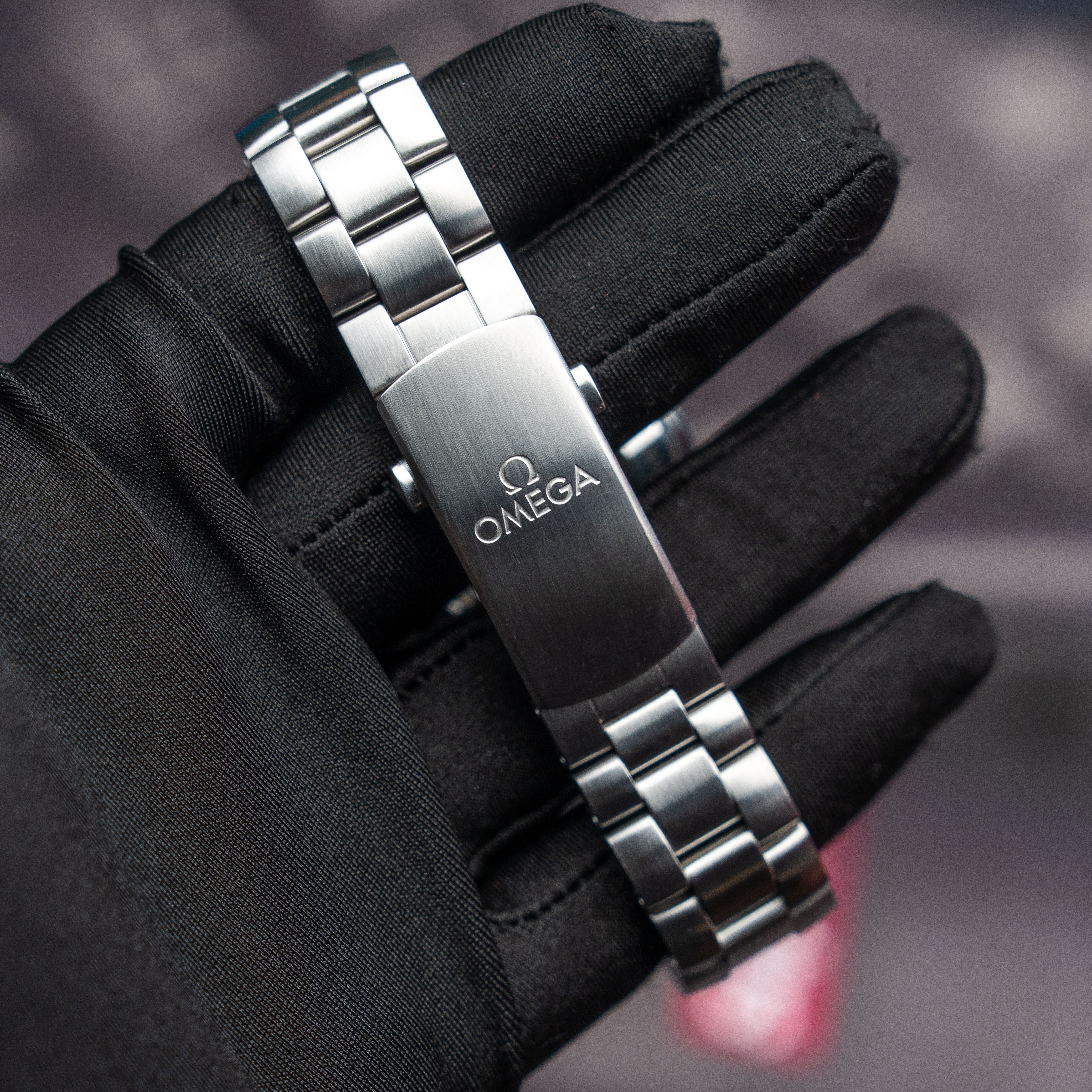 Omega Planet Ocean 232.30.38.20.01.001 Thumbnail 3