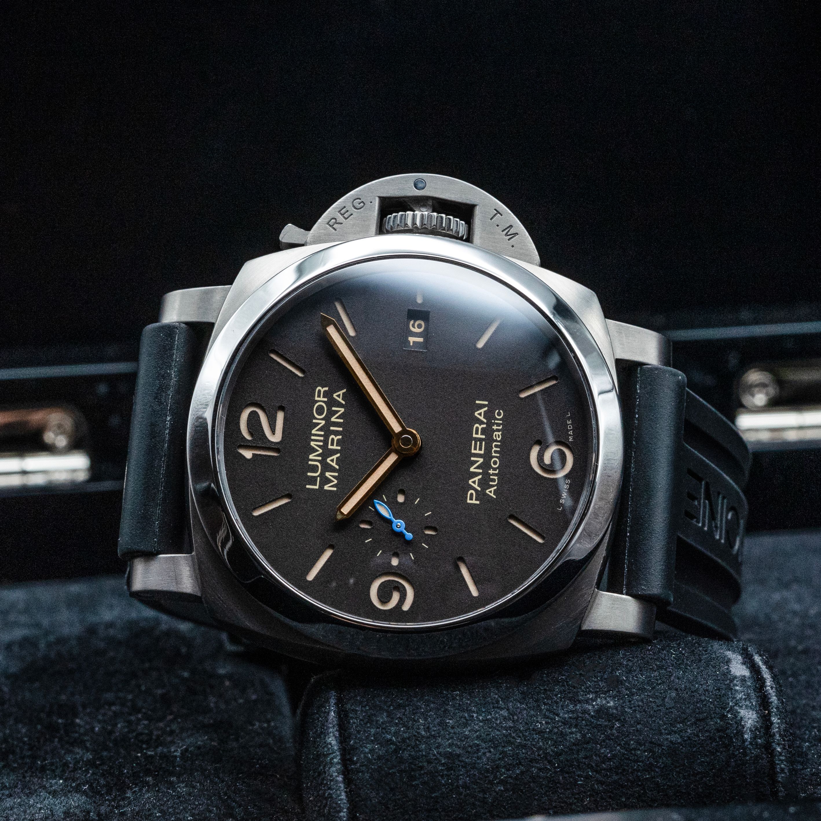 Panerai Luminor 1950 PAM01351 Thumbnail 2