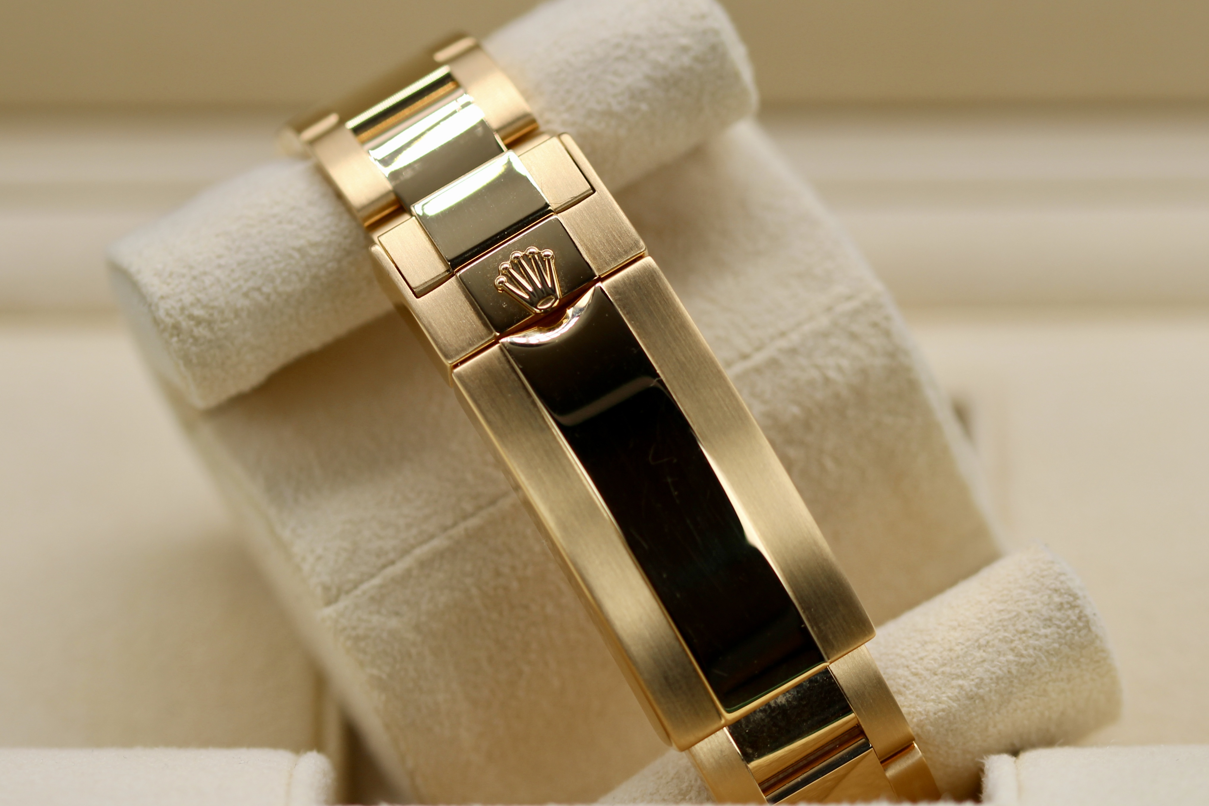 Rolex Submariner 116618 LB Thumbnail 4