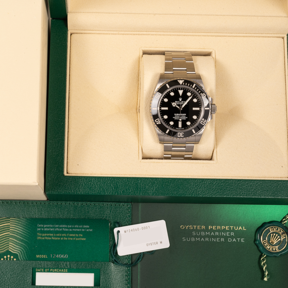 Rolex Submariner 124060 Thumbnail 5