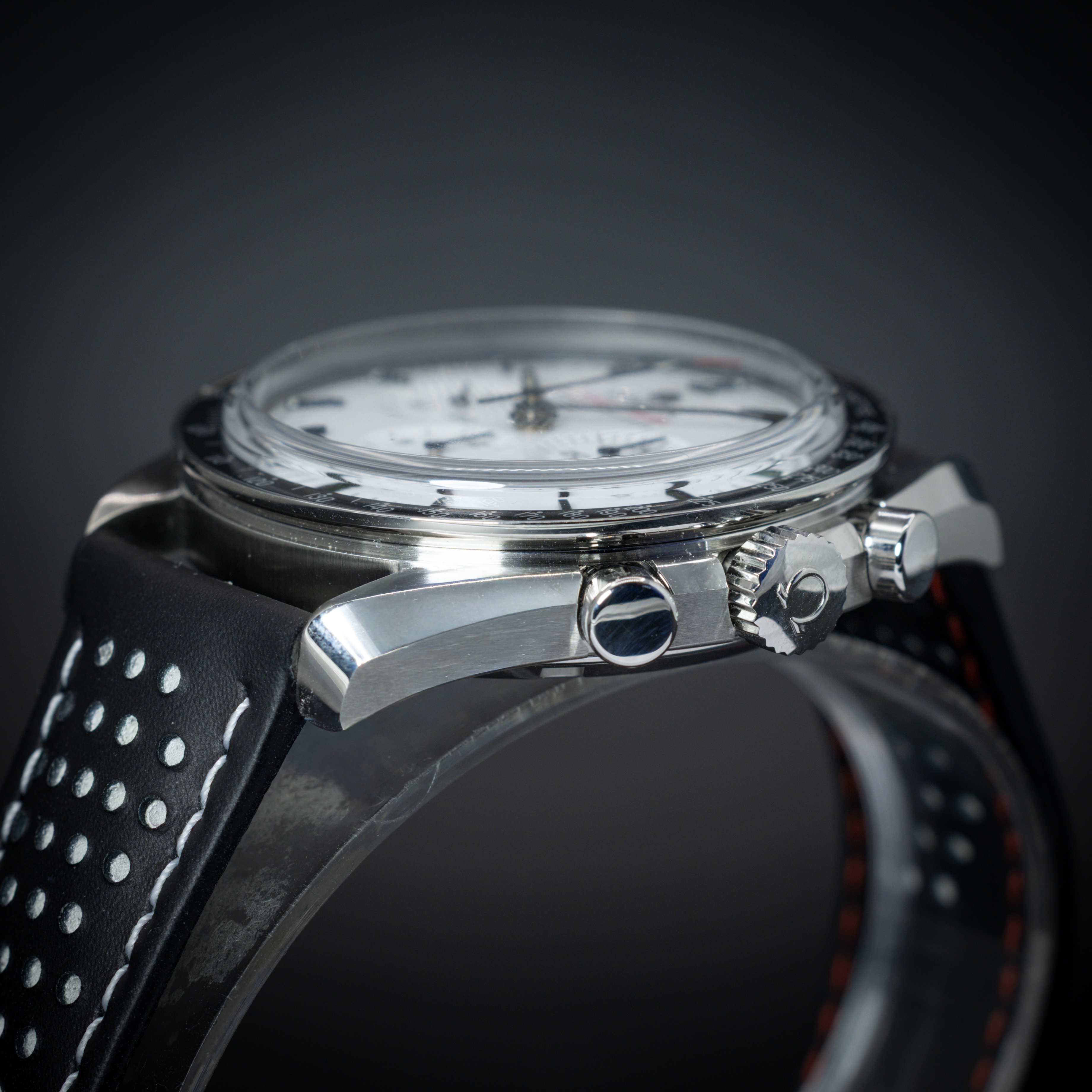 Omega Speedmaster Moonwatch Professional 310.32.42.50.04.002 Thumbnail 2