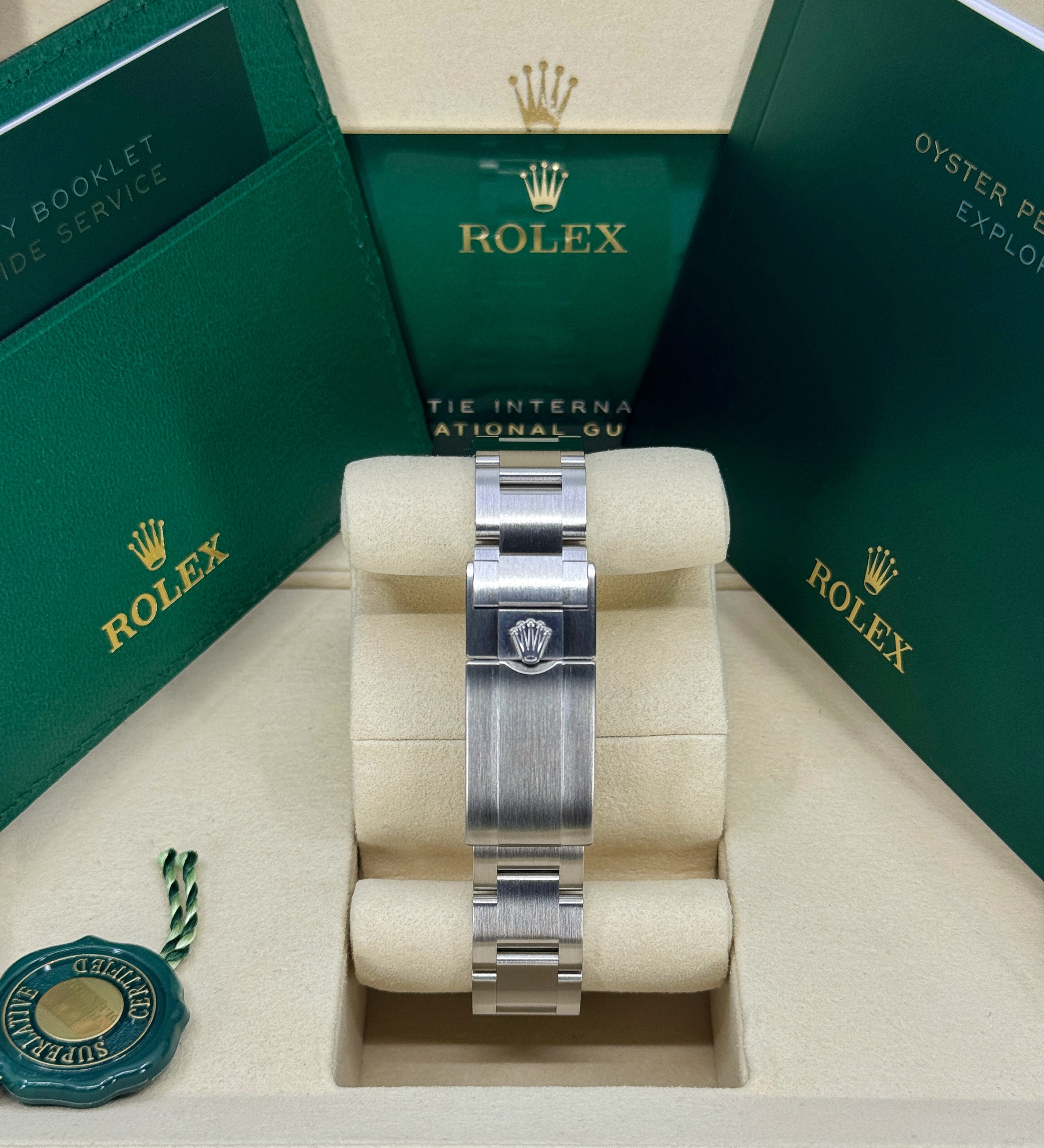 Rolex Explorer 124270 Thumbnail 3
