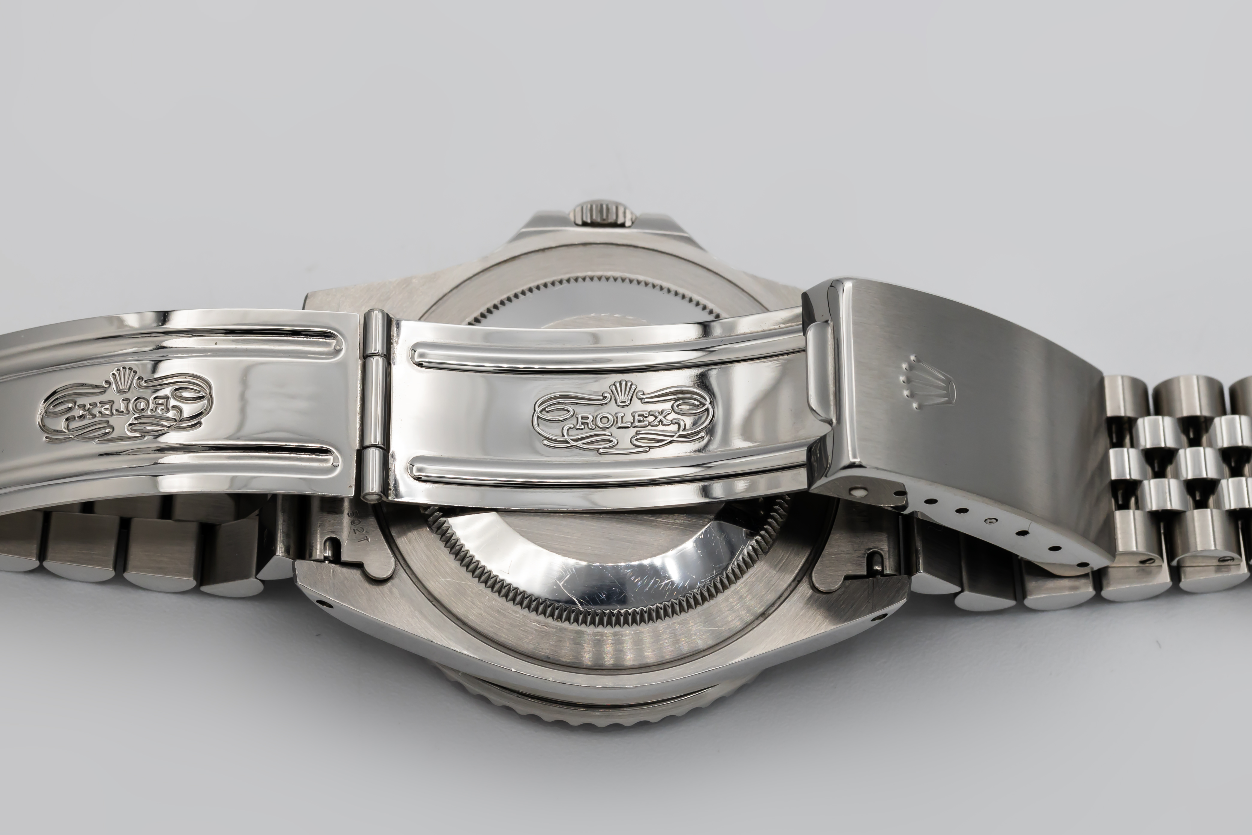 Rolex GMT Master 16700 Thumbnail 4