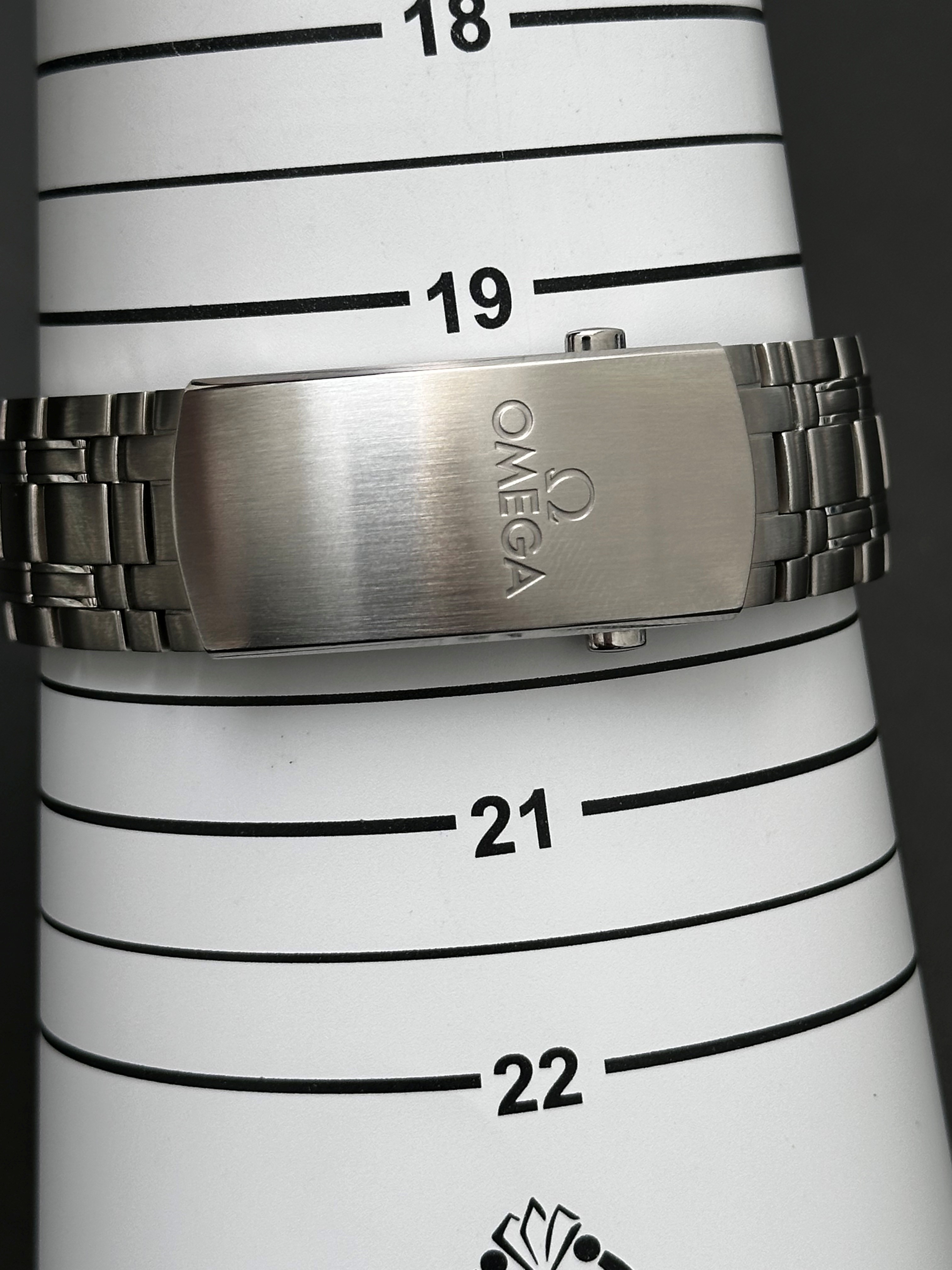 Omega Seamaster Diver 300m 210.30.42.20.06.001 Thumbnail 5