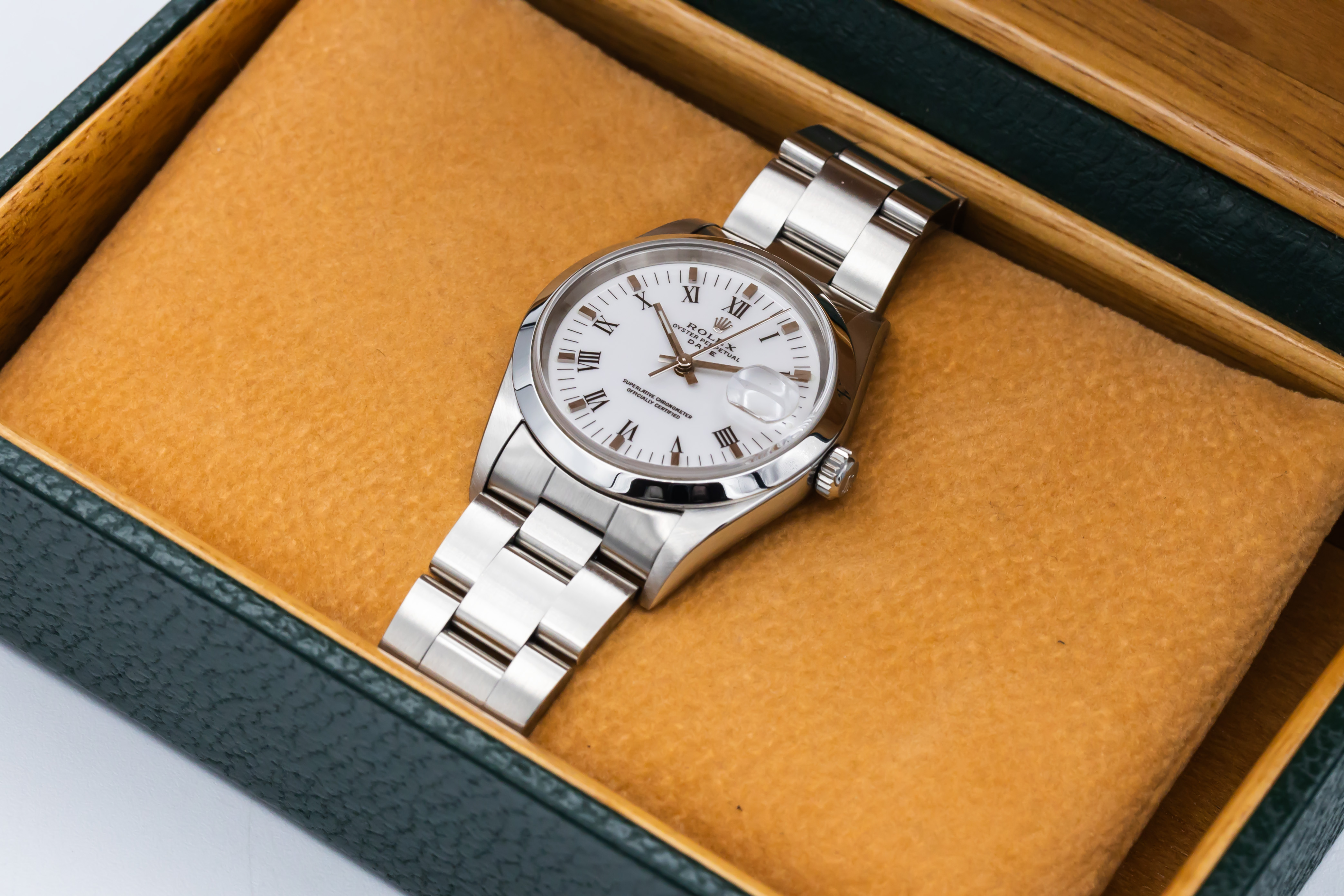 Rolex Oyster Perpetual Date 15200 Thumbnail 5