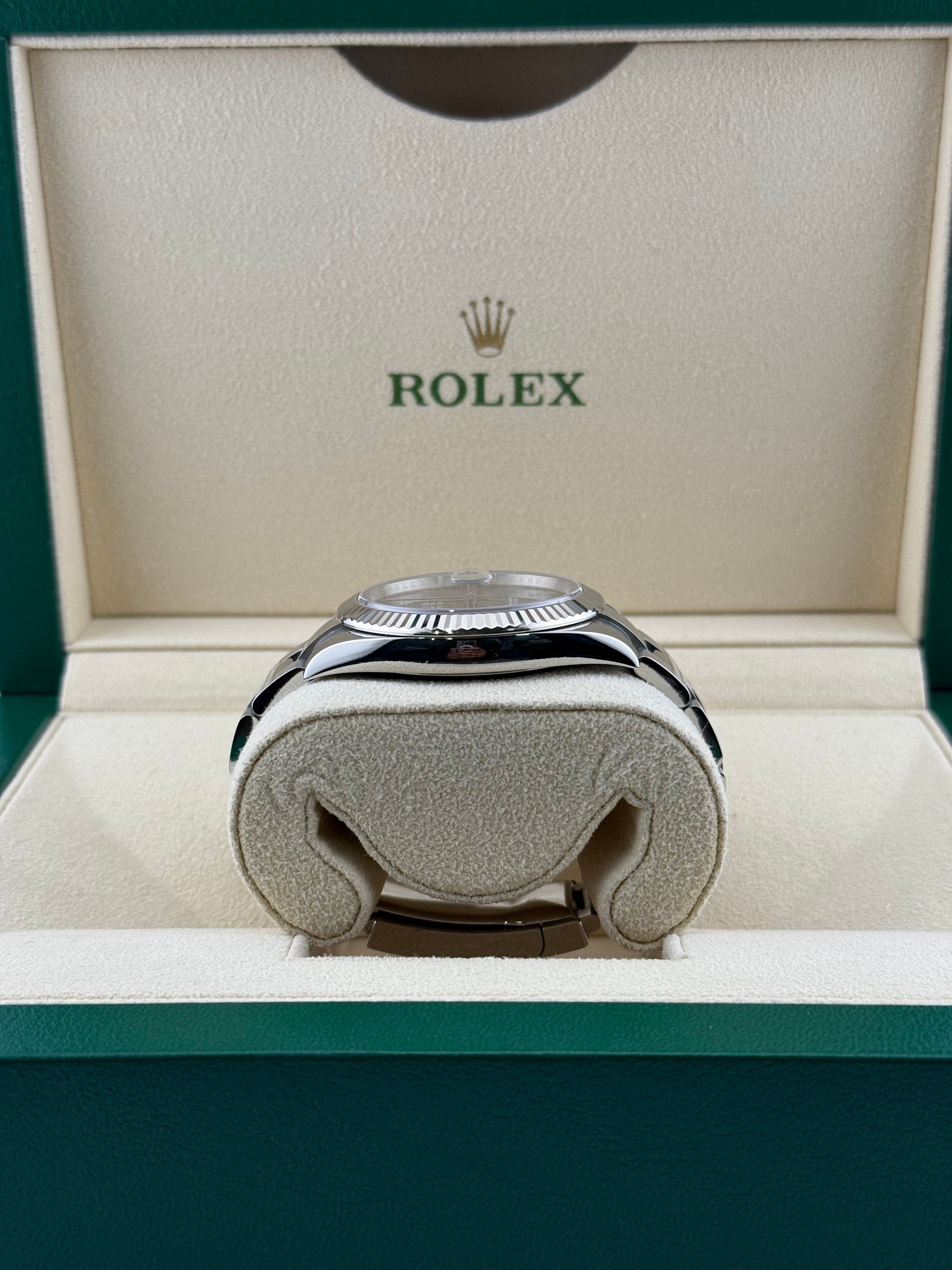 Rolex Datejust 41 126334 Thumbnail 3
