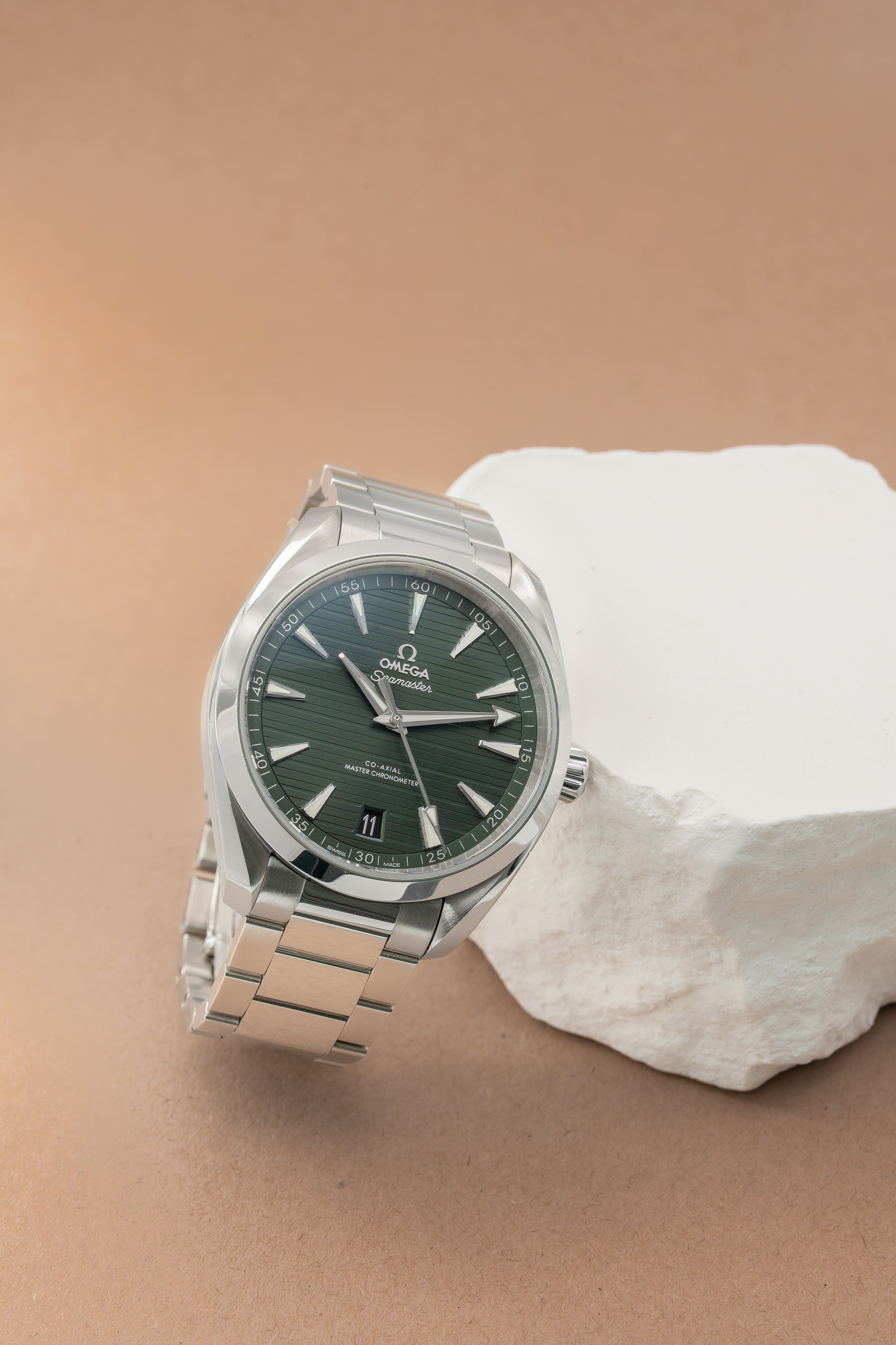 Omega Aqua Terra 150m Gents 220.10.41.21.10.001 Thumbnail 5